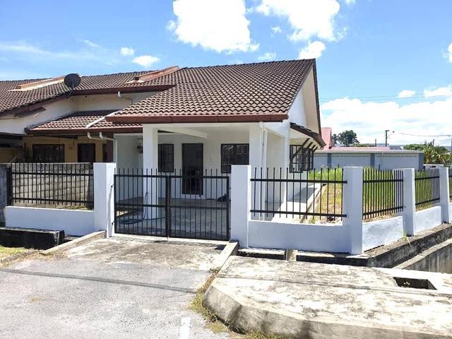 Terraced House for sale in Samarahan, Kota Samarahan