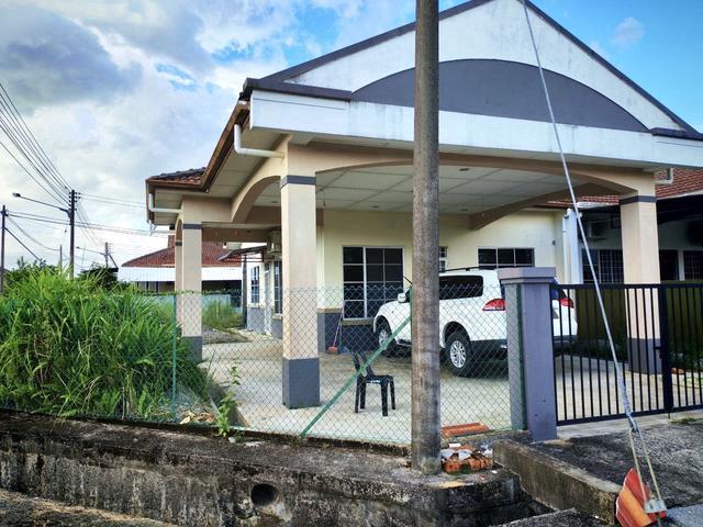 Terraced House for rent in Kuching, Sarawak