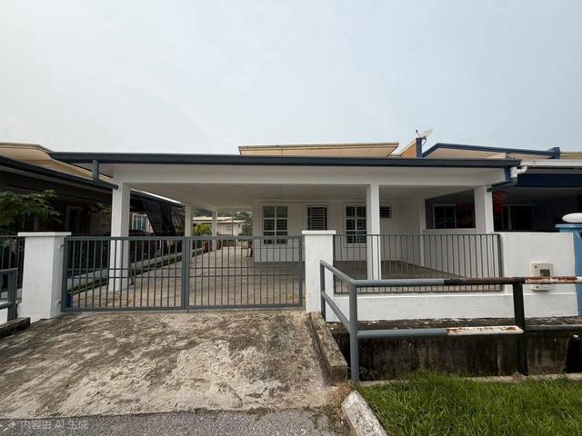 Terraced House for sale in Kuching, Bahagian Kuching
