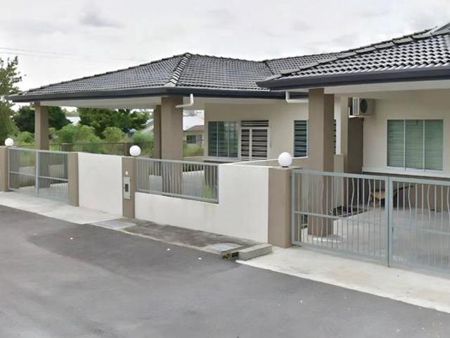 Terraced House for sale in Kuching
