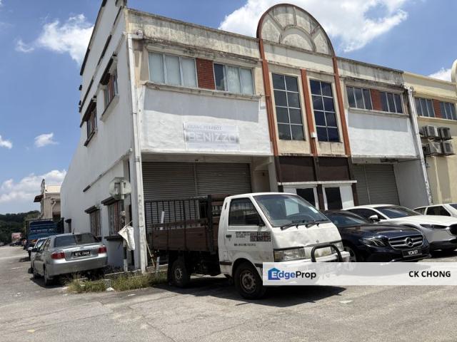 Shop for sale in Petaling, Subang Jaya