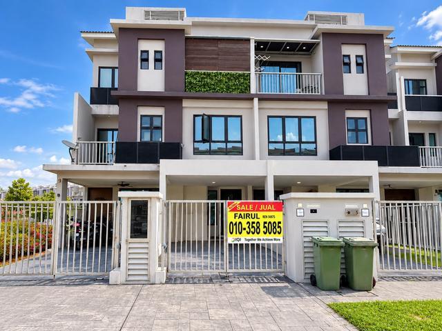 Townhouse for sale in Bandar Baru Bangi, Majlis Perbandaran Kajang