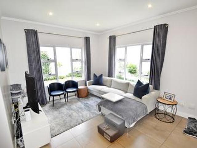 Townhouse for sale in Alexandra, Gauteng