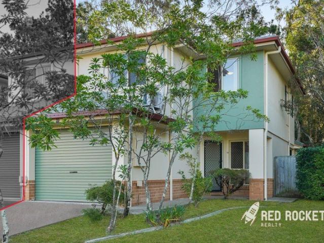 Townhouse for sale in Toombul, Queensland
