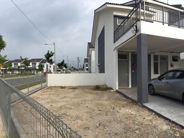 Townhouse for sale in Bandar Puncak Alam, Kuala Selangor