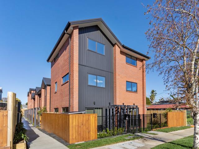 Apartment for rent in Te Atatū Peninsula, Henderson-Massey
