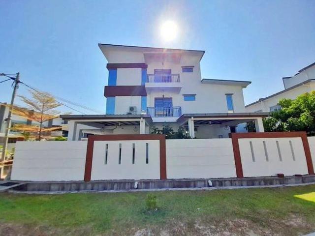 Terraced House for sale in Tanjong Sepat, Selangor