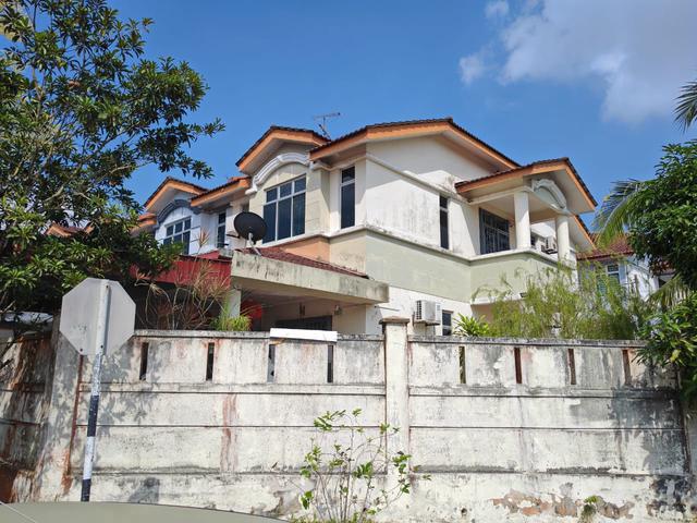 Terraced House for sale in Ulu Tiram, Johor