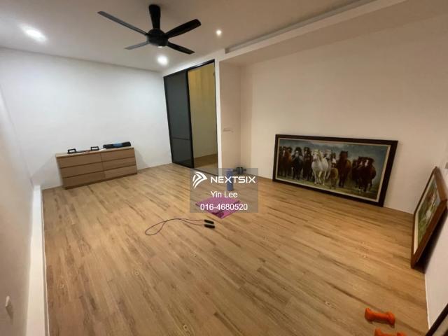 Residential House for sale in Kota Kemuning, Selangor