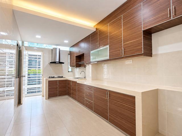 Condominium for sale in Puchong, Majlis Bandaraya Subang Jaya