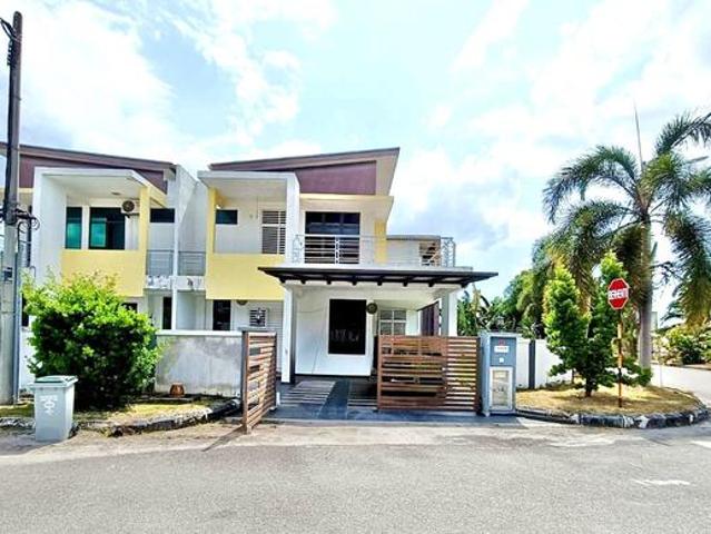 Residential House for sale in Malaka