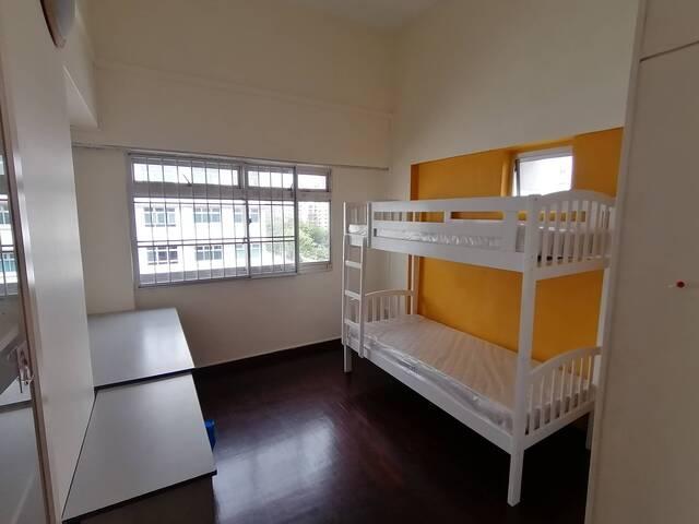 Room for rent