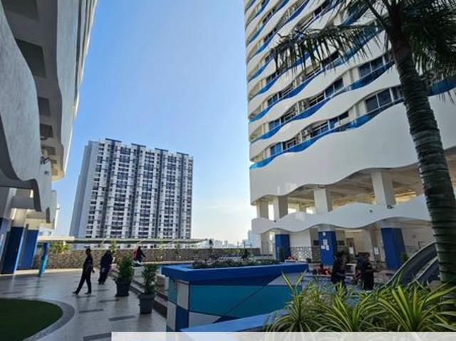 Condominium for sale in Malaka