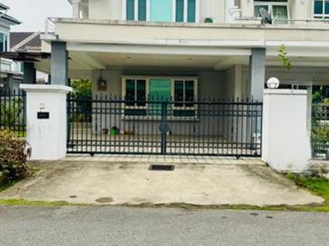 Terraced House for sale in Long Miri, Sarawak