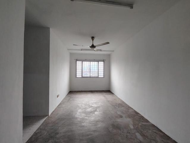 Flat for sale in Langat, Selangor