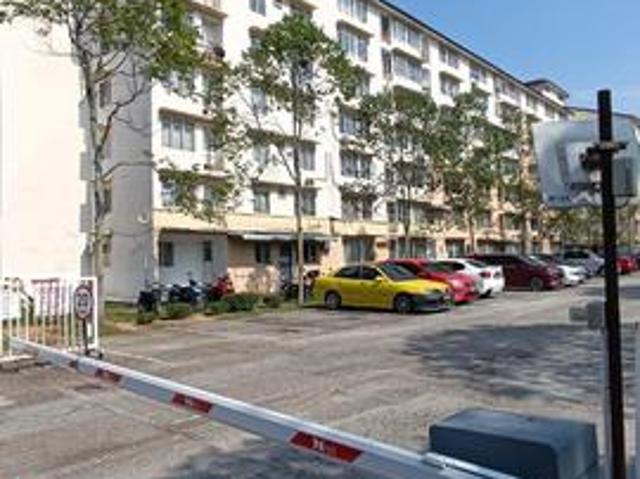 Apartment for sale in Tanjong Sepat, Selangor