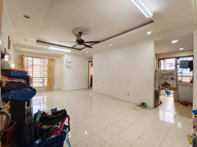 Apartment for sale in Petaling, Damansara Damai