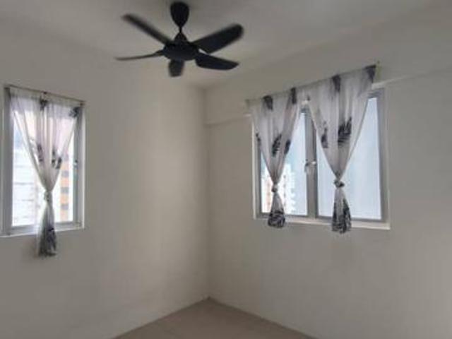 Serviced Residence for sale in Georgetown, Penang