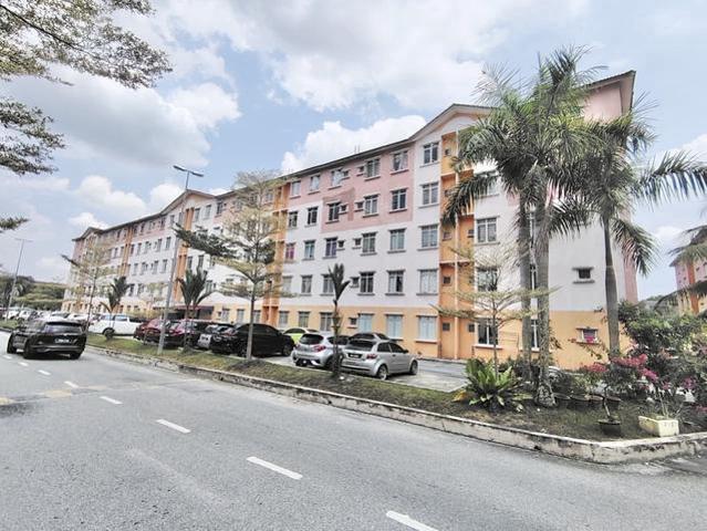 Apartment for sale in Sendayan Village, Negeri Sembilan