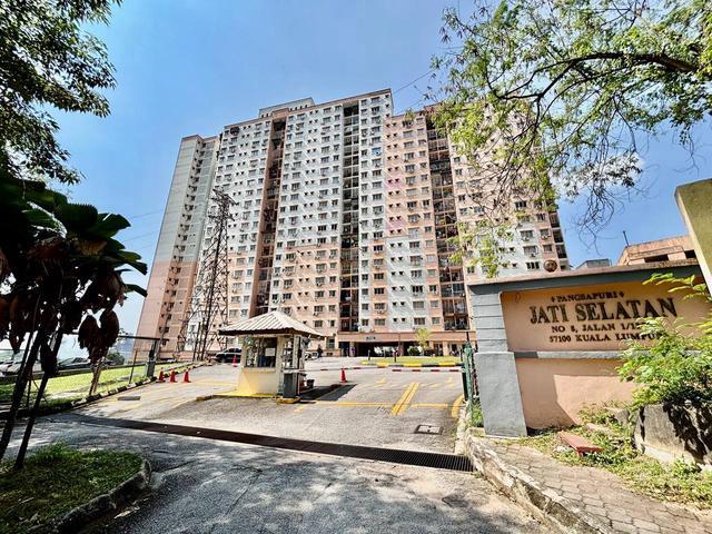 Apartment for sale in Country Heights Damansara, Kuala Lumpur
