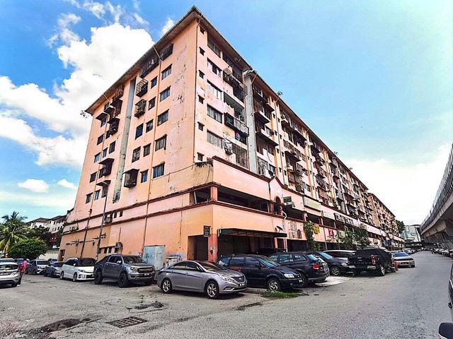 Apartment for sale in Kajang, Langat