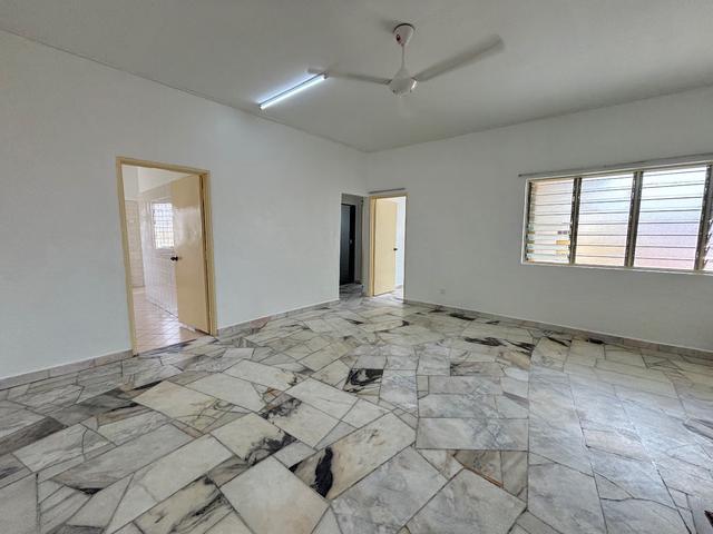 Apartment for sale in Kajang, Langat