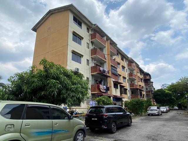 Flat for sale in Kajang, Langat
