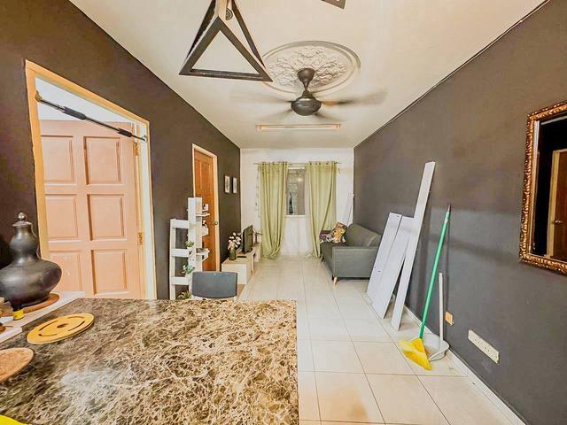Apartment for sale in Petaling, Damansara Damai