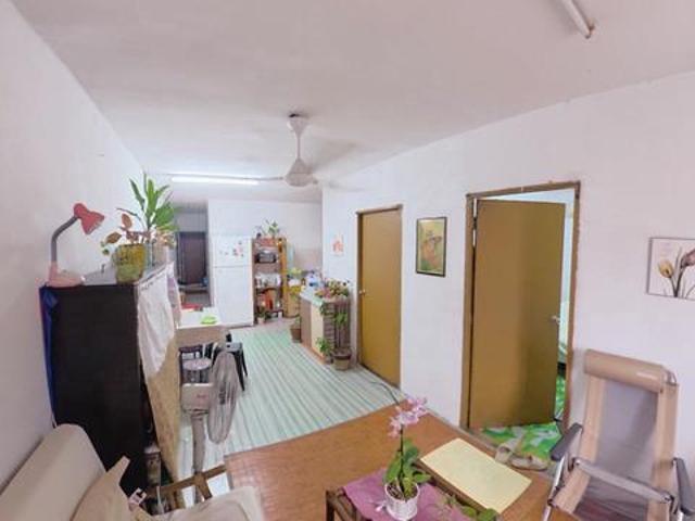 Apartment for sale in Petaling, Damansara Damai