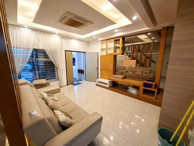 Townhouse for sale in Paya Terubong, George Town