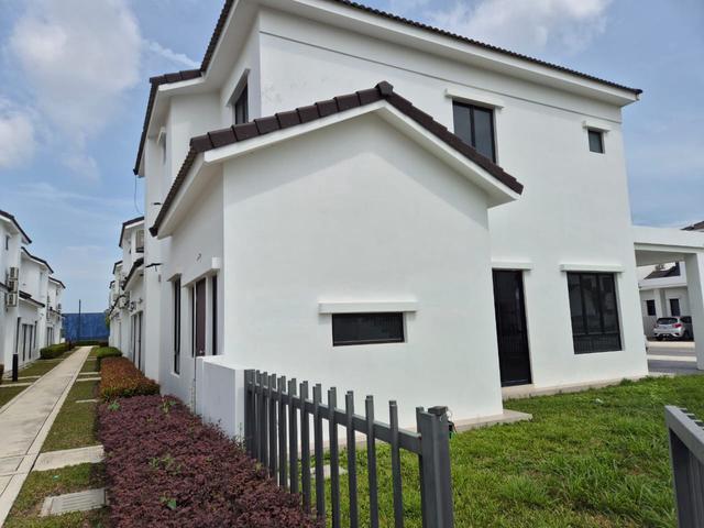 Terraced House for sale in Wellesley, Penang