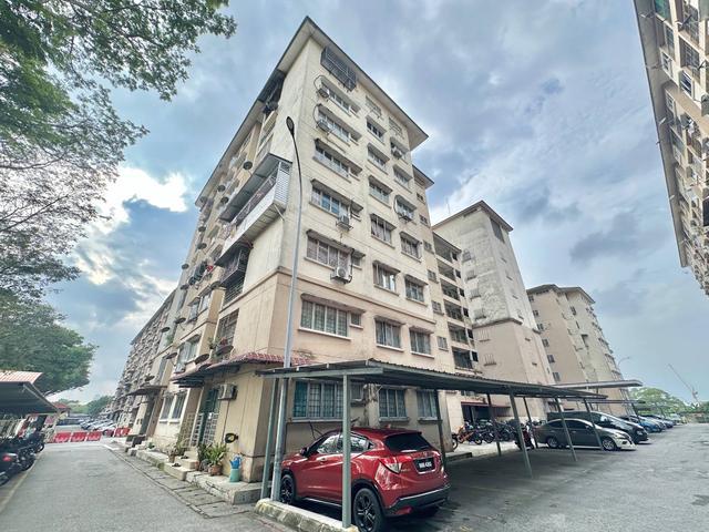 Apartment for sale in Petaling, Subang Jaya