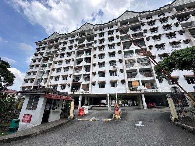Apartment for sale in Kajang, Langat
