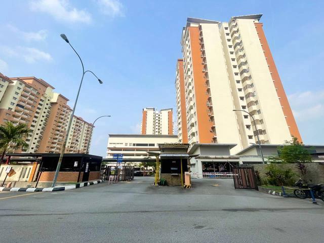Apartment for sale in Kajang, Langat