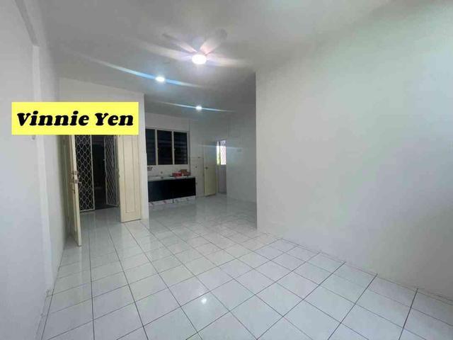 Apartment for sale in Mukim 13, Georgetown