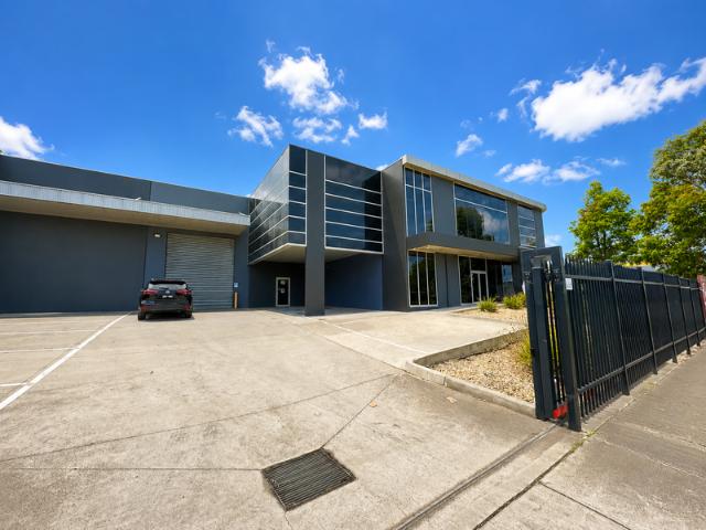 Warehouse for rent in Camerons Creek, Victoria