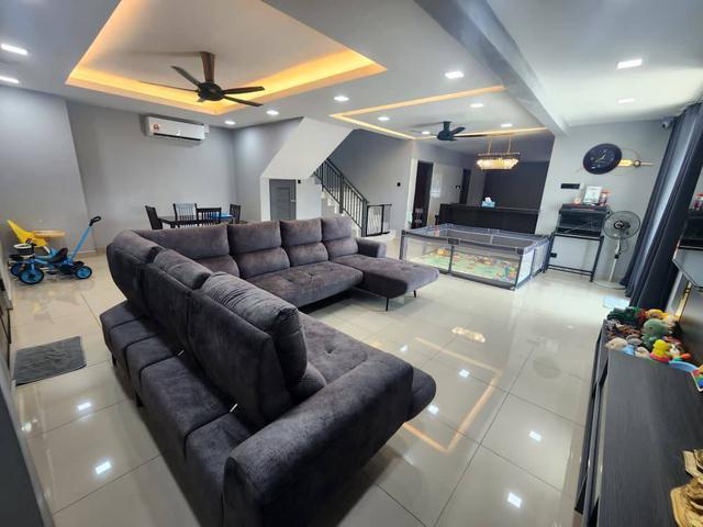 Terraced House for sale in Ulu Tiram, Johor