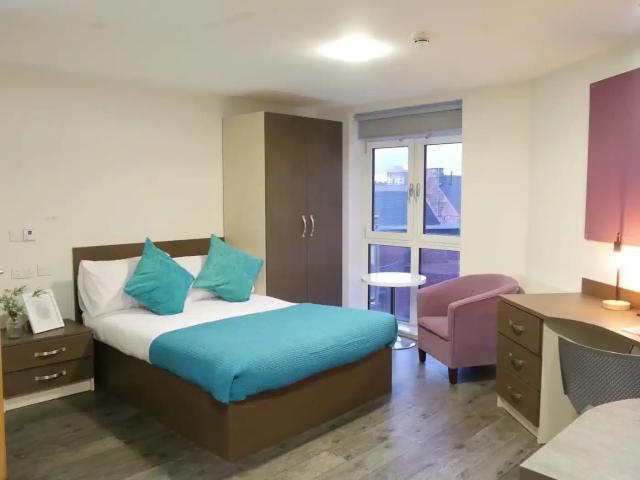 Apartment for rent in Saint Vincent's, Netherthorpe