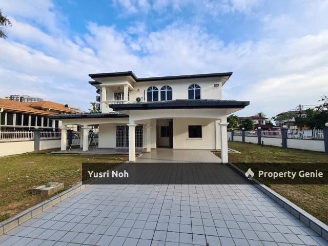 Bungalow for sale in Kajang, Langat