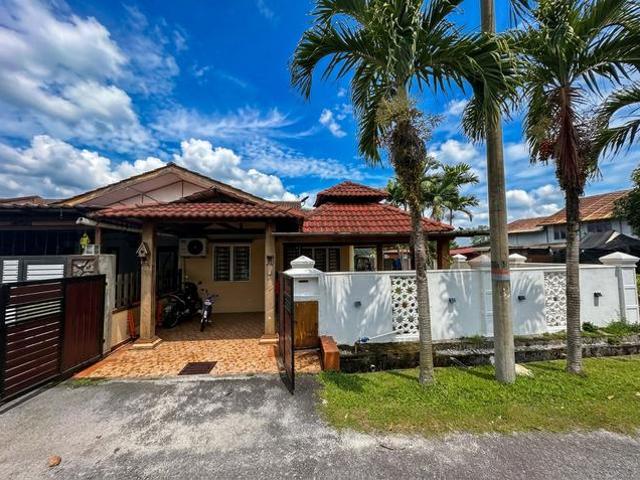 Terraced House for sale in Zon Perindustrian Bebas Telok Panglima Garang, Teluk Panglima Garang
