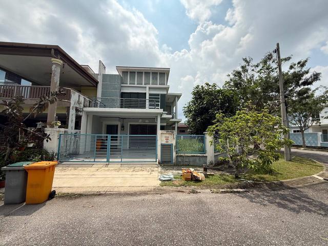 Terraced House for sale in Sendayan Village, Negeri Sembilan