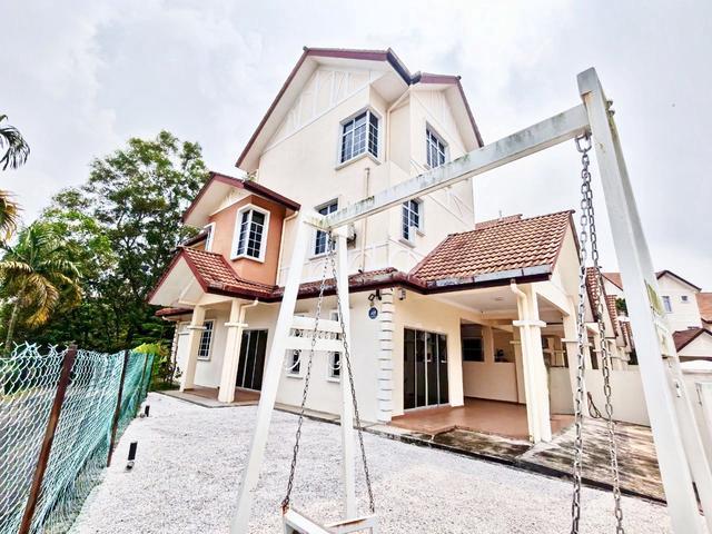 Terraced House for sale in Ayer Keroh, Melaka Tengah