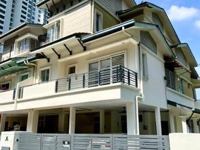 Townhouse for sale in Selayang, Selangor