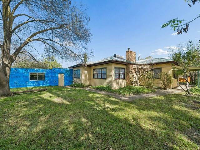 House for sale in Avenel