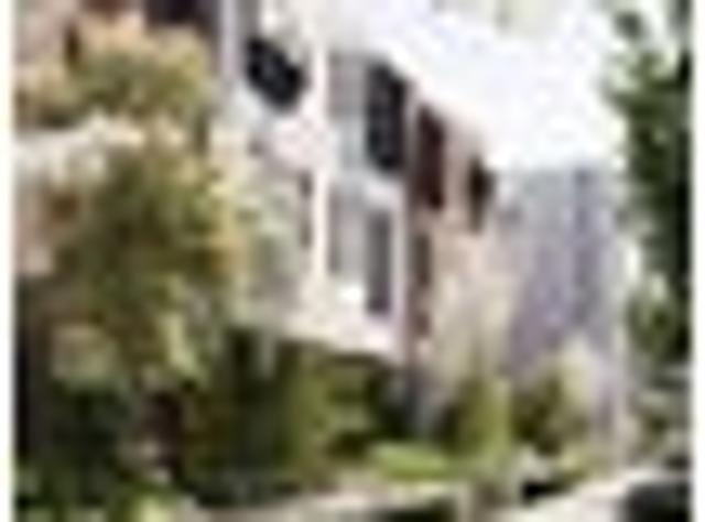 Townhouse for sale in Balmoral