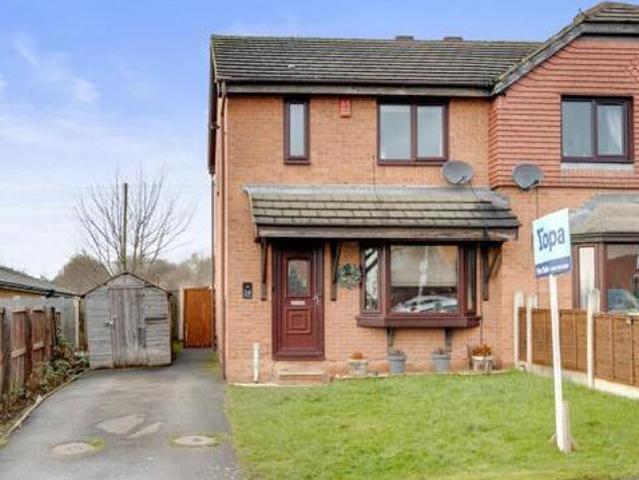 House for sale in Dewsbury, West Yorkshire