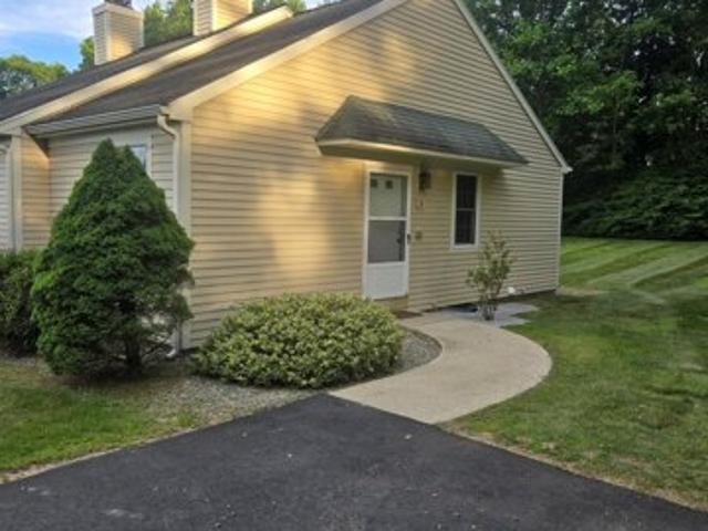 Condo for sale in Woodstock