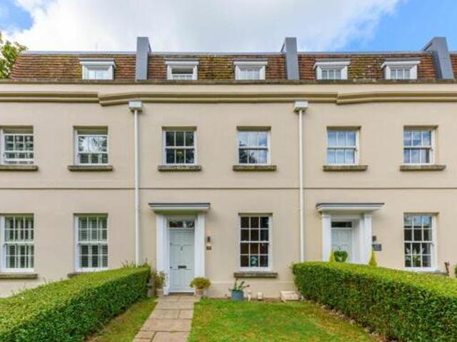 House for sale in Halesowen, West Midlands