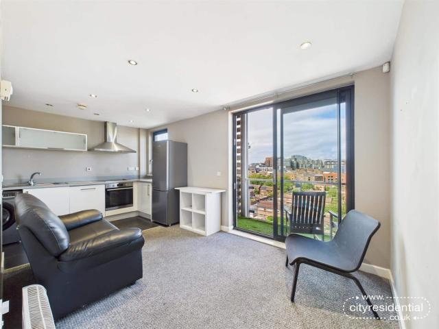 Apartment for rent in Chinatown, Calderstones