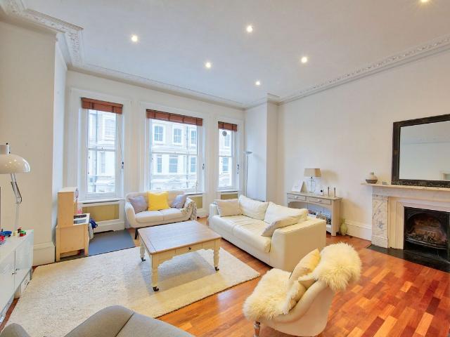 Apartment for rent in South Kensington, Greater London
